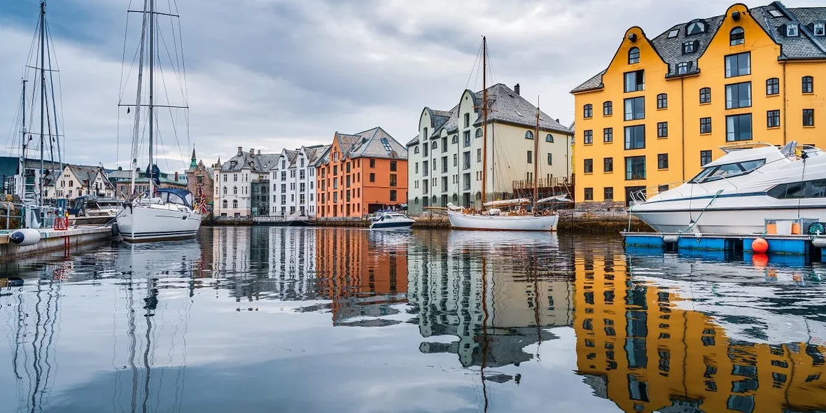 Norwegian authorities have tightened the requirements for permanent residence applicants