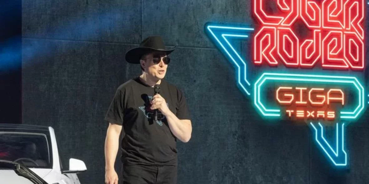 Илон Маск на торжественном открытии Gigafactory Tesla в Техасе