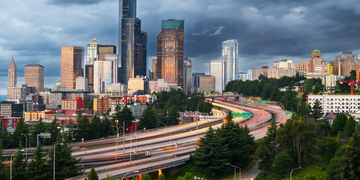 Seattle, Washington, USA, panorama of the city centre and motorway