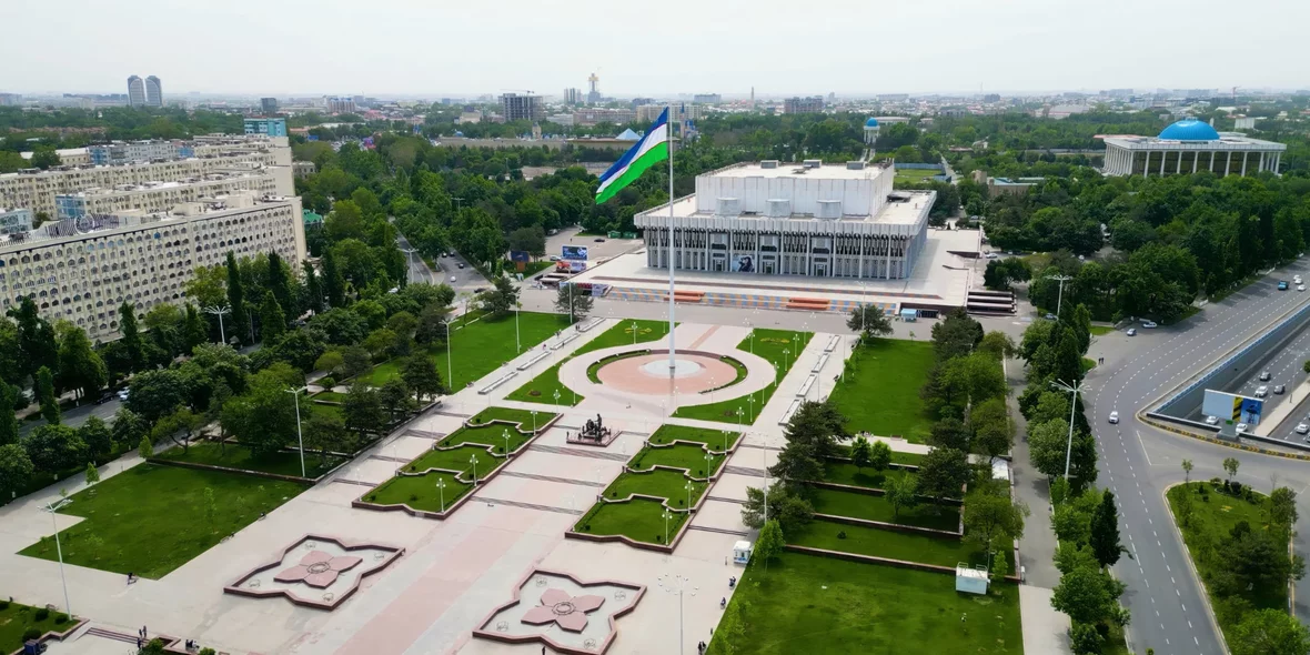 Площадь международной дружбы в городе Ташкент