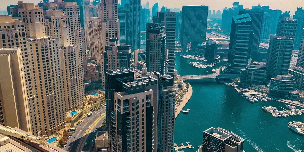 Дубай стал еще ближе? Уже с сентября получить визу или ВНЖ в ОАЭ будет проще и дешевле