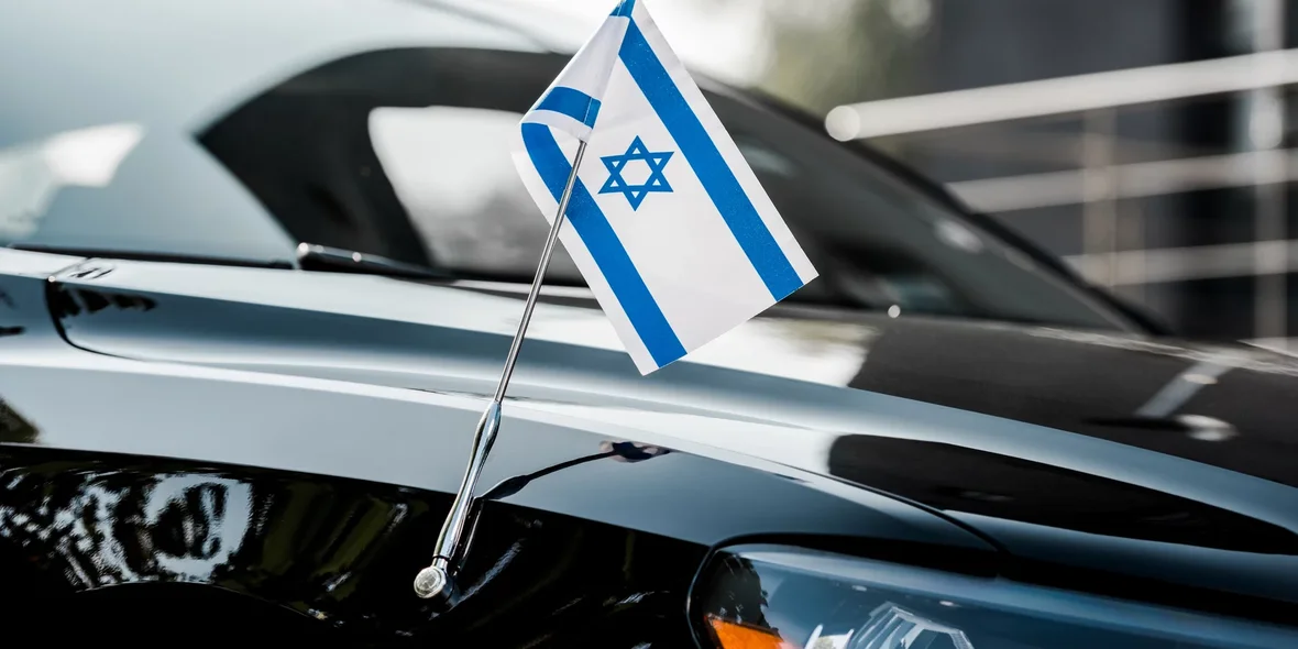 The Israeli flag in the car