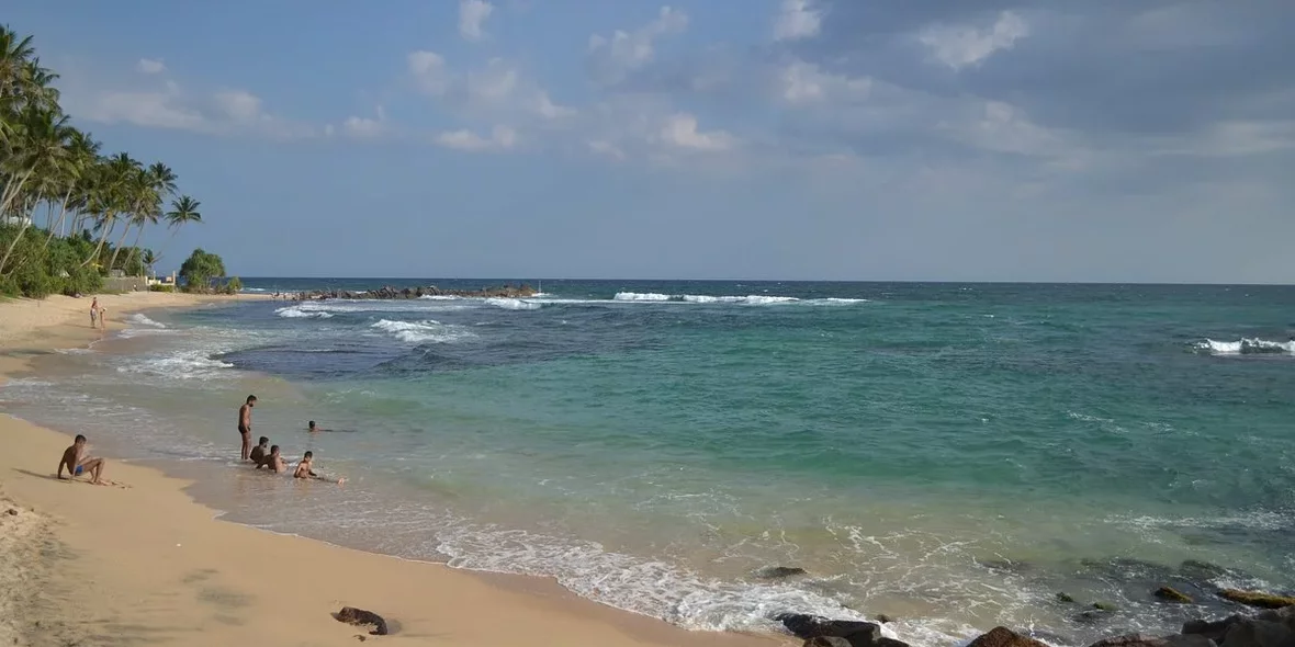 Sri Lanka, the ocean