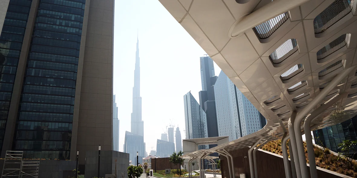 visas from under the bridge to the panorama of the city of Dubai