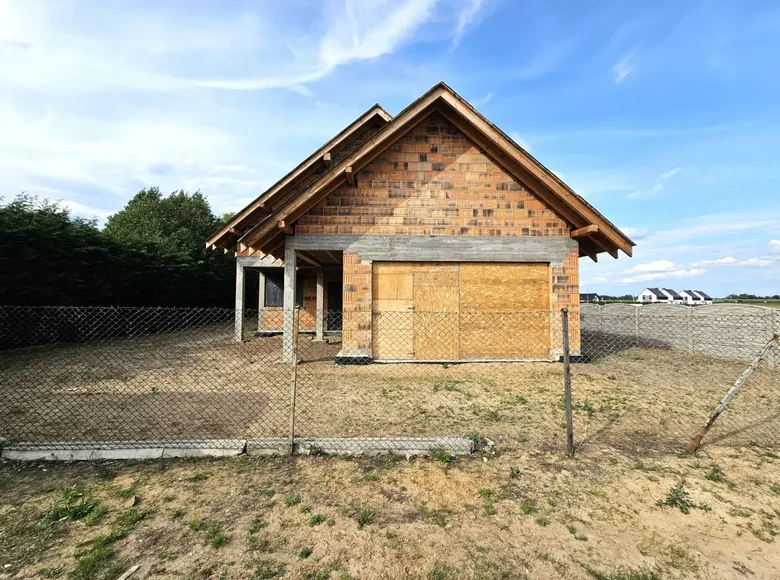 Maison 297 m² Srem, Pologne