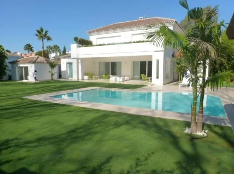 Casa 5 habitaciones 481 m² San Pedro Alcantara, Španjolska