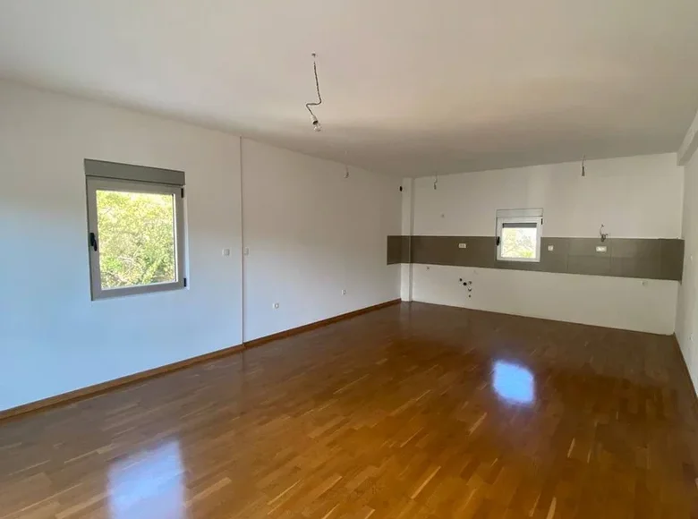 Mieszkanie 3 pokoi 83 m² Becici, Czarnogóra