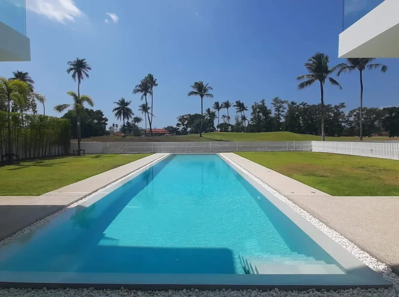 4 bedroom Villa 472 m² Phuket, Thailand