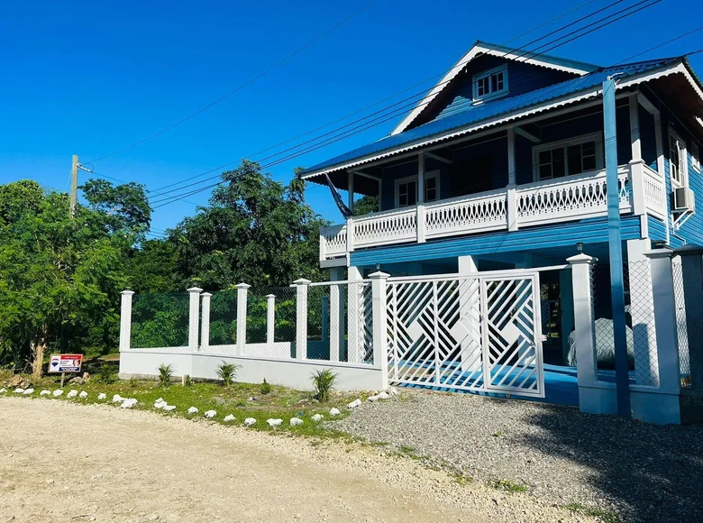 Дом 3 спальни 115 м² Utila, Гондурас