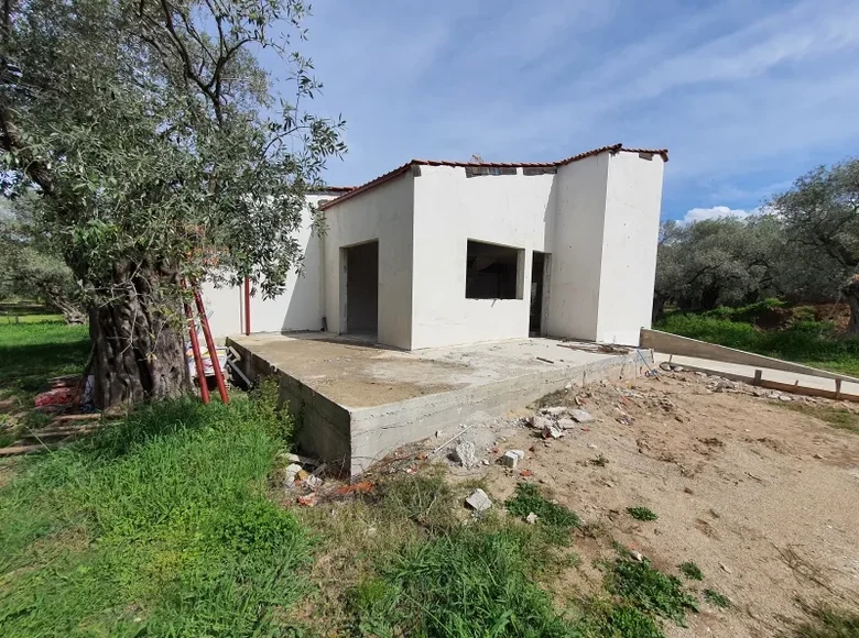 2 bedroom house  Ormos Prinou, Greece