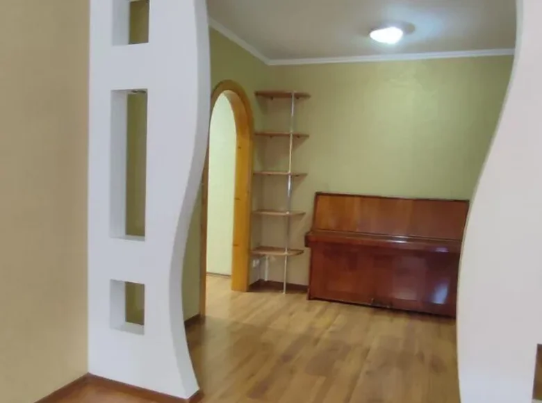 3 room apartment 73 m² Slonim, Belarus