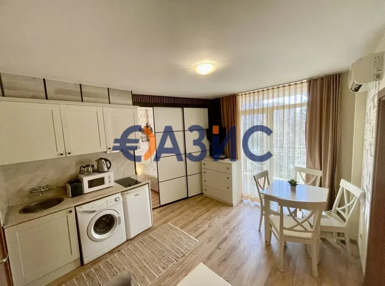 Apartamento 3 habitaciones 65 m² Nesebar, Bulgaria