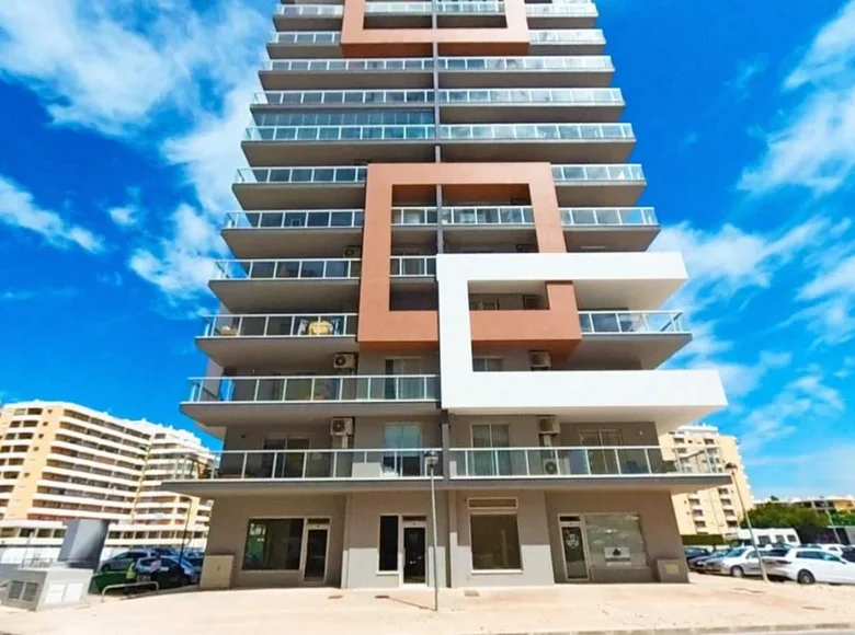 Commercial property 60 m² in Algarve, Portugal