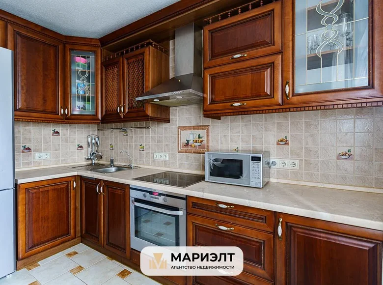Квартира 2 комнаты 69 м² Минск, Беларусь