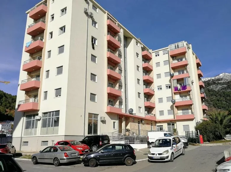 Mieszkanie 2 pokoi 53 m² Budva, Czarnogóra