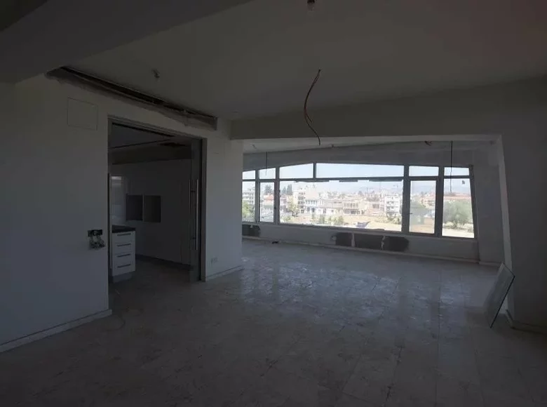 Apartamento 3 habitaciones 180 m² Lakatamia, Chipre
