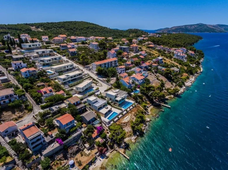 villa de 5 dormitorios 322 m² Split-Dalmatia County, Croacia