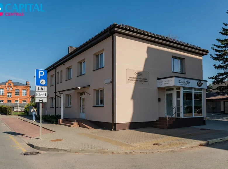 Commercial property 480 m² in Eigirdziai, Lithuania