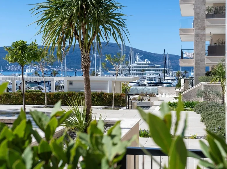 Wohnung 6 zimmer 193 m² Tivat, Montenegro