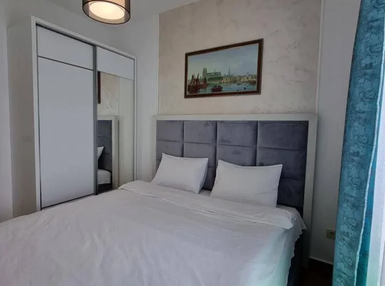2 bedroom apartment 72 m² Becici, Montenegro