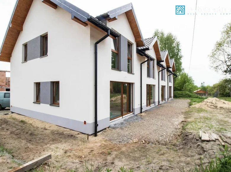 Casa 6 habitaciones 8 770 m² Raczna, Polonia