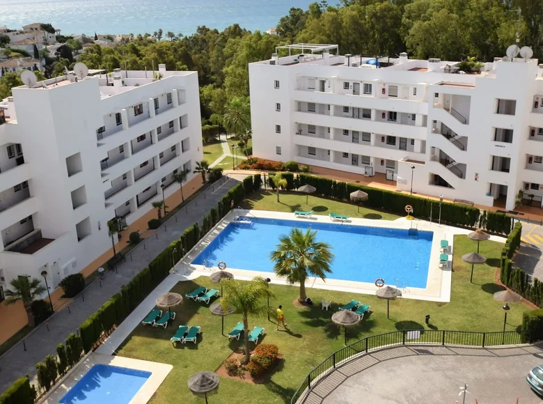 Mieszkanie 2 pokoi 69 m² Malaga, Hiszpania