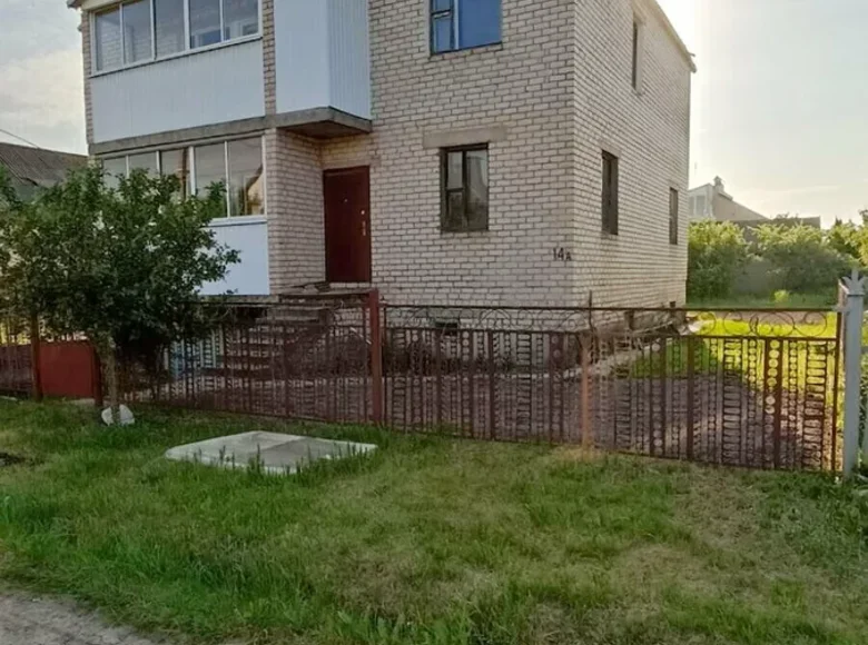 Casa 300 m² Nyasvizh, Bielorrusia