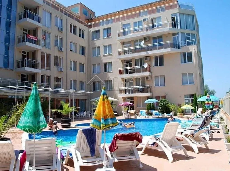 Mieszkanie 2 pokoi 56 m² Nesebyr, Bułgaria