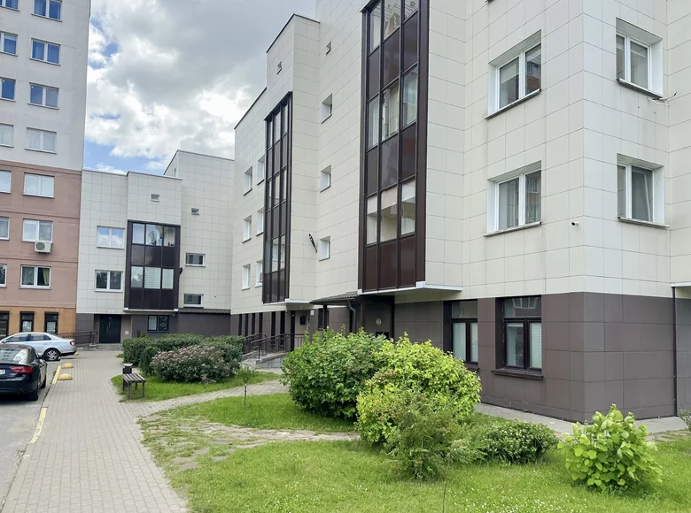 3 room apartment 100 m² Minsk, Belarus