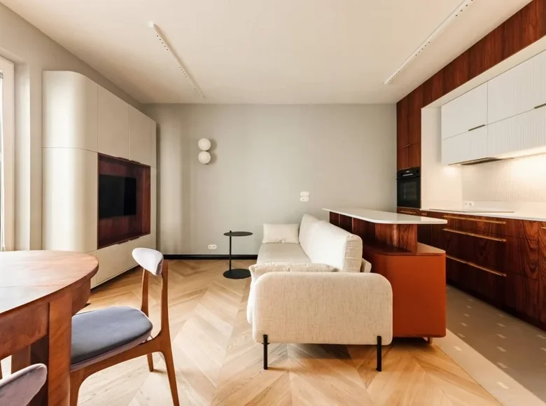 2 room apartment 42 m² Warsaw, Poland