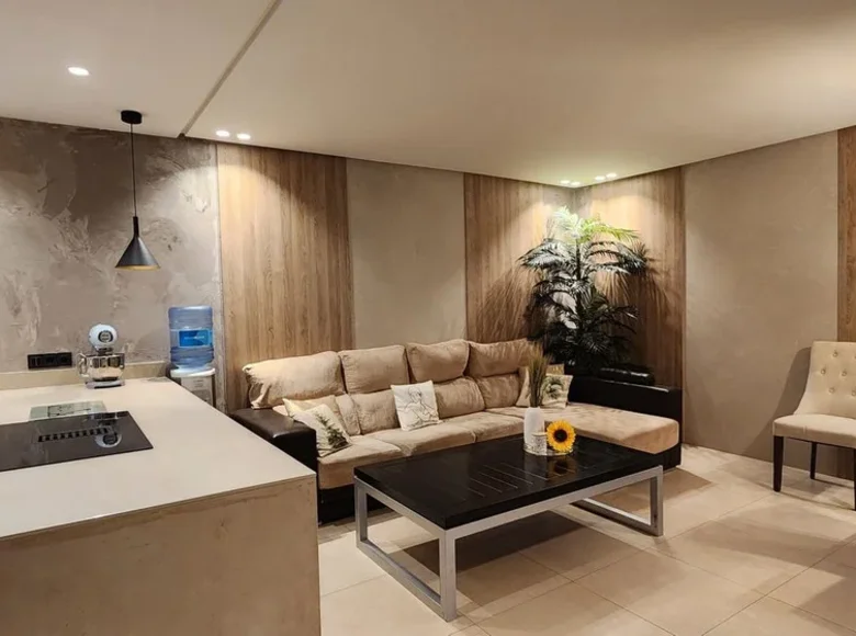 Квартира 2 спальни 90 м² Марбелья, Испания