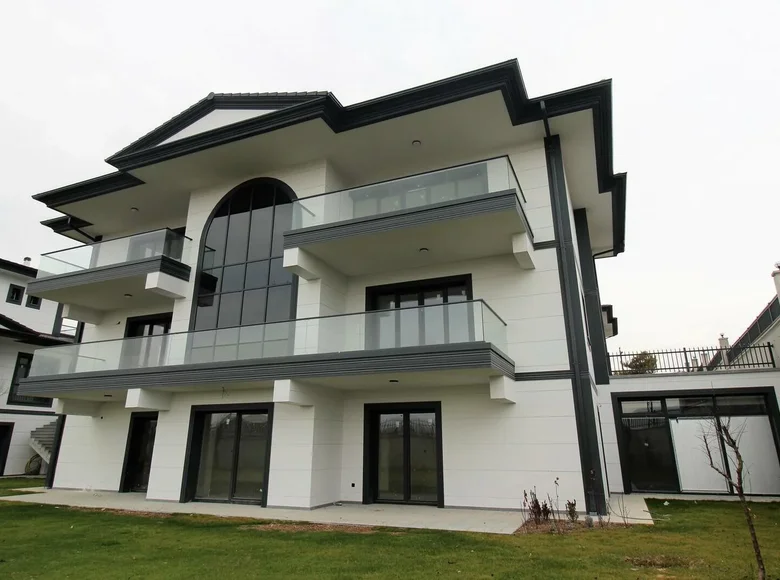 Villa de 9 habitaciones 615 m² Golbasi, Turquía
