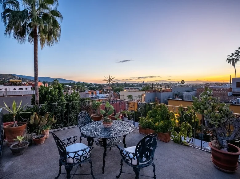Дом 3 спальни 5 414 м² San Miguel de Allende, Мексика