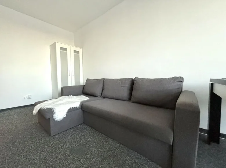 3 room apartment 48 m² in Warsaw, Poland