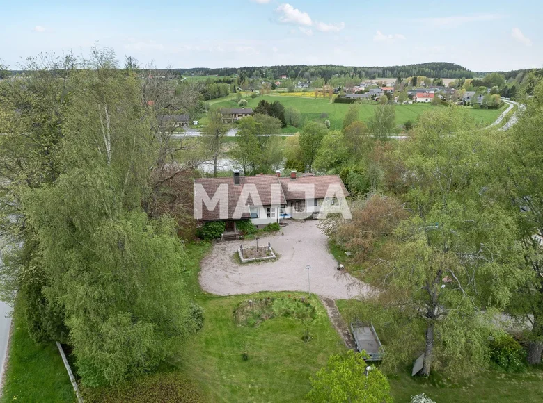 4 bedroom house 257 m² Paimio, Finland
