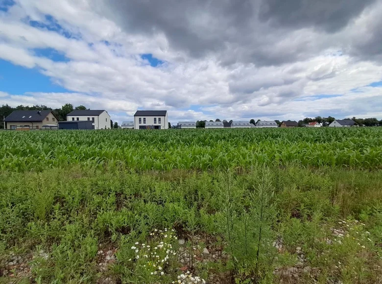 Grundstück 1 000 m² Otusz, Polen