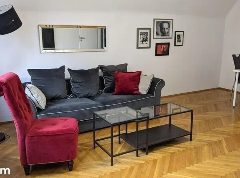 Mieszkanie 2 pokoi 46 m² Poznań, Polska