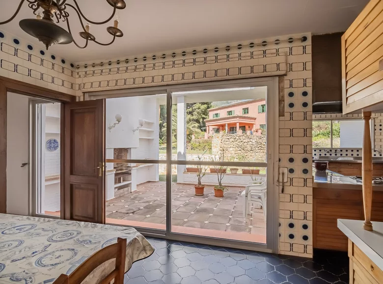 7 bedroom villa 692 m² Helechosa de los Montes, Spain