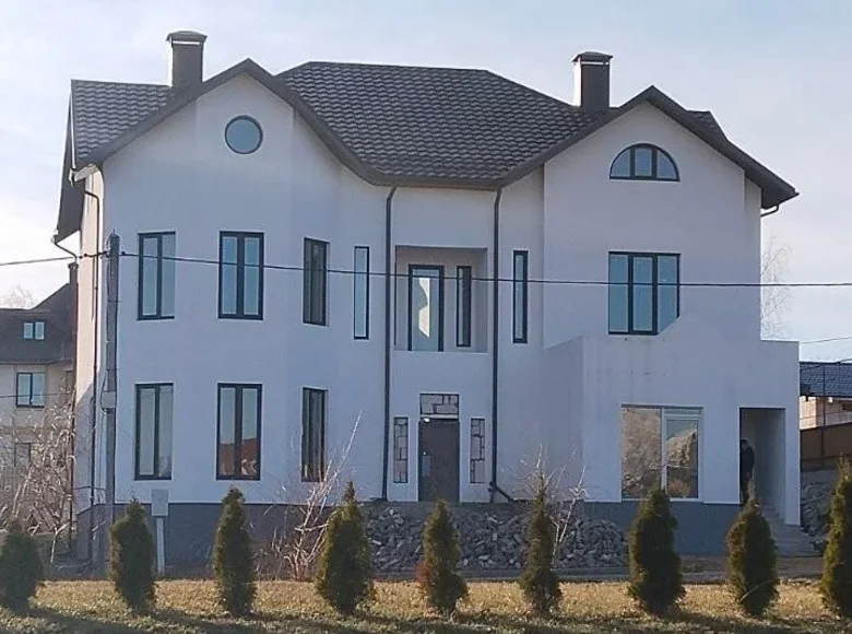 Dom wolnostojący 451 m² Borowlany, Białoruś