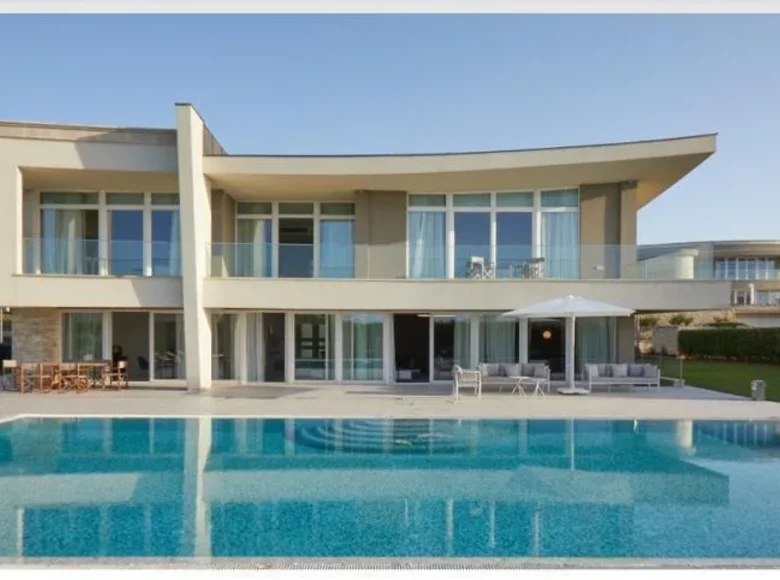 5 bedroom villa 915 m² Umag, Croatia