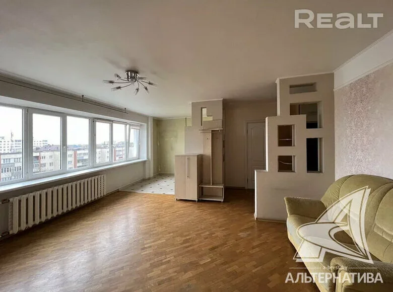 Квартира 1 комната 37 м² Брест, Беларусь