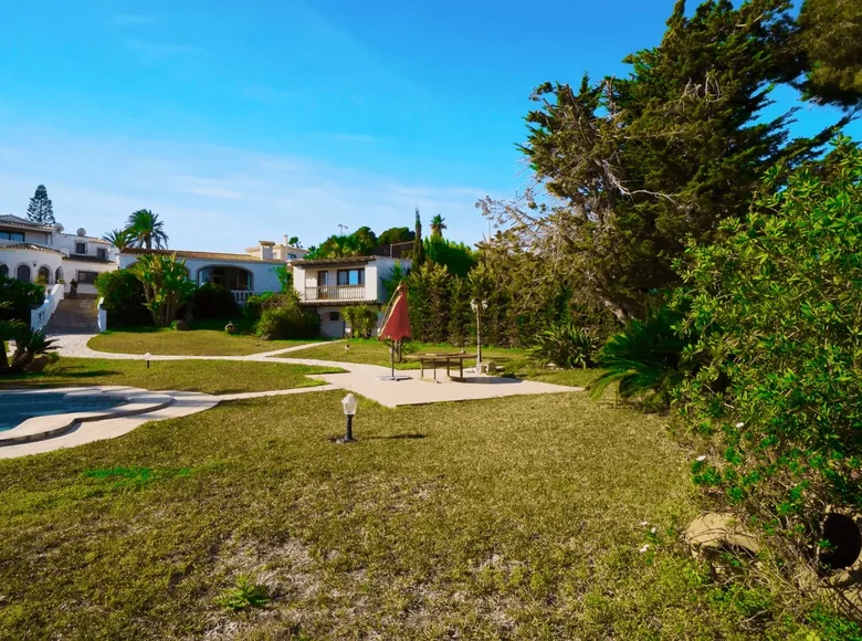 6-Schlafzimmer-Villa 639 m² Xabia Javea, Spanien