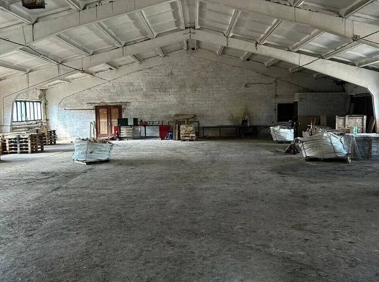 Warehouse 636 m² in Kamyanyets, Belarus