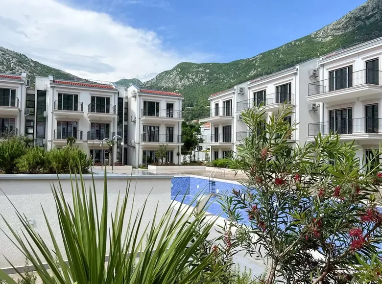 Mieszkanie 2 pokoi 62 m² Kotor, Czarnogóra