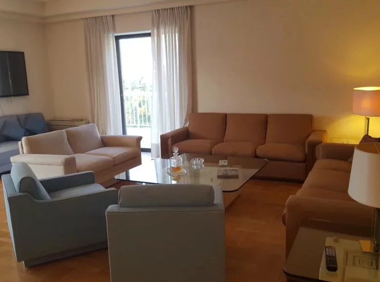 2 bedroom apartment 102 m² Athens, Greece