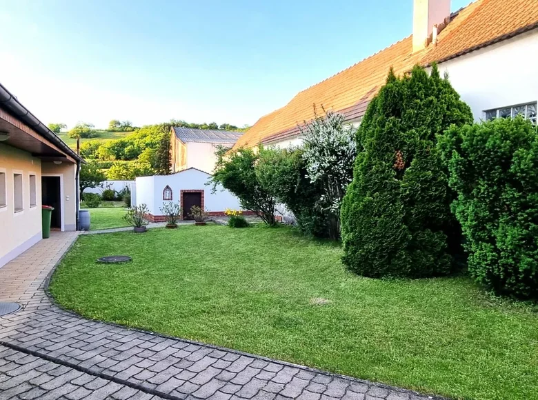 3 room house 902 m² Hauskirchen, Austria