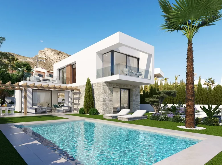 Villa de tres dormitorios 145 m² Finestrat, España