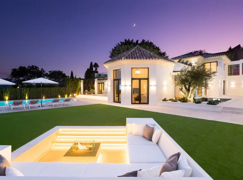 5-Schlafzimmer-Villa 553 m² San Pedro Alcantara, Spanien