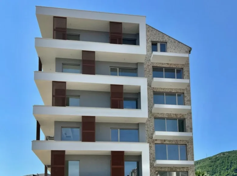 3 bedroom apartment 105 m² Budva, Montenegro