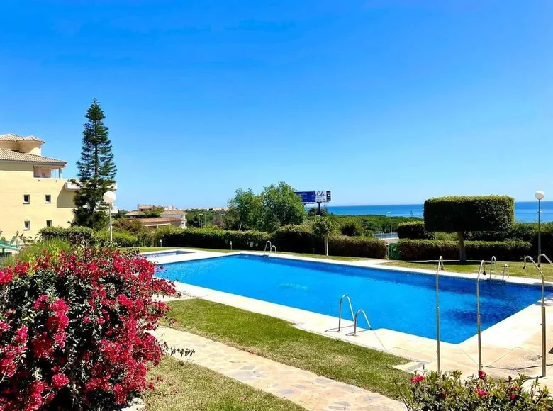 2 bedroom apartment 110 m² Marbella, Spain